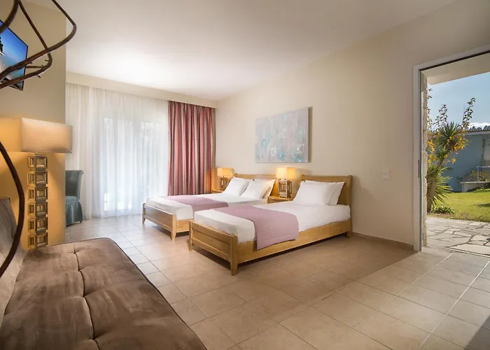 Alkion Hotel 4*